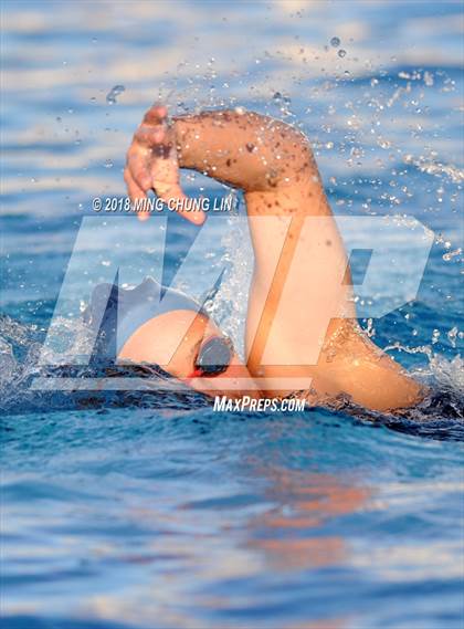 Thumbnail 2 in Newport Harbor vs. Mater Dei (Barnett Holiday Cup) photogallery.