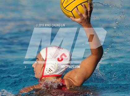 Thumbnail 2 in Newport Harbor vs. Mater Dei (Barnett Holiday Cup) photogallery.