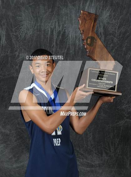Thumbnail 2 in Rolling Hills Prep (CIF State D5 Award Photos) photogallery.