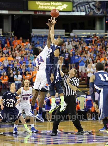 Thumbnail 2 in St. Joseph Notre Dame vs Horizon (CIF State D5 Final) photogallery.