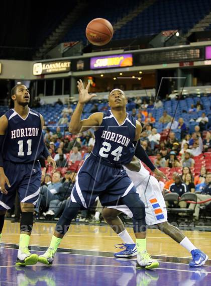 Thumbnail 2 in St. Joseph Notre Dame vs Horizon (CIF State D5 Final) photogallery.
