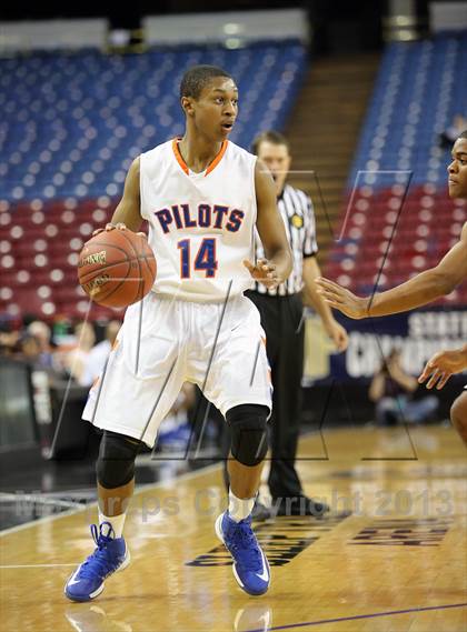 Thumbnail 2 in St. Joseph Notre Dame vs Horizon (CIF State D5 Final) photogallery.