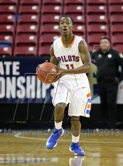 Thumbnail 2 in St. Joseph Notre Dame vs Horizon (CIF State D5 Final) photogallery.