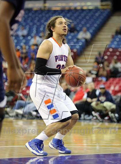 Thumbnail 1 in St. Joseph Notre Dame vs Horizon (CIF State D5 Final) photogallery.