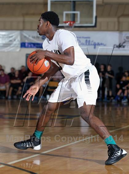 Thumbnail 3 in Paul VI vs. Whitney Young (City of Palms Classic) photogallery.