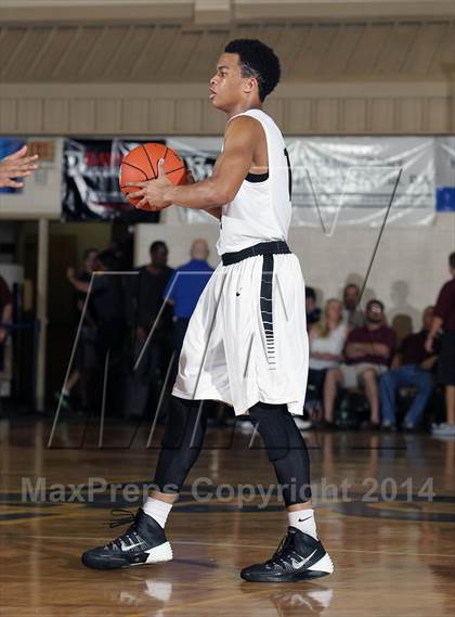 Thumbnail 1 in Paul VI vs. Whitney Young (City of Palms Classic) photogallery.