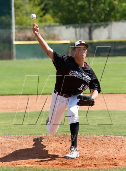Thumbnail 1 in Woodcreek @ Granite Bay photogallery.
