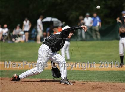 Thumbnail 1 in Mamaroneck @ Suffern (Section 1 Class AA Semifinal) photogallery.