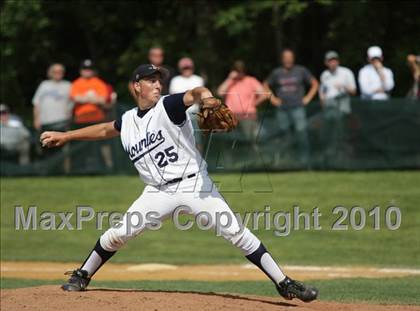 Thumbnail 3 in Mamaroneck @ Suffern (Section 1 Class AA Semifinal) photogallery.