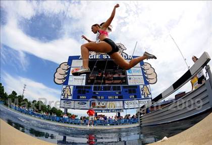 Thumbnail 2 in Nike Outdoor Nationals - Day 3 photogallery.