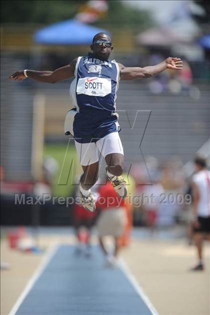 Thumbnail 2 in Nike Outdoor Nationals - Day 3 photogallery.