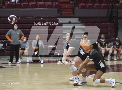Thumbnail 3 in Sullivan Central @ Tennessee photogallery.