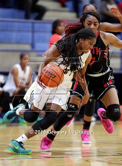 Thumbnail 3 in South Grand Prairie @ Lamar photogallery.