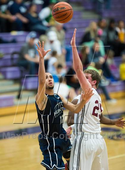 Thumbnail 3 in Hunter vs. Northridge (Riverton Holiday Tourney) photogallery.