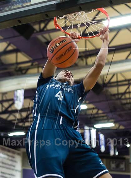 Thumbnail 3 in Hunter vs. Northridge (Riverton Holiday Tourney) photogallery.