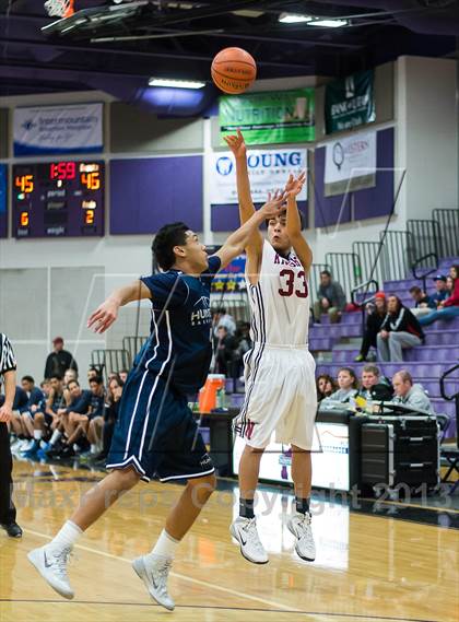 Thumbnail 2 in Hunter vs. Northridge (Riverton Holiday Tourney) photogallery.