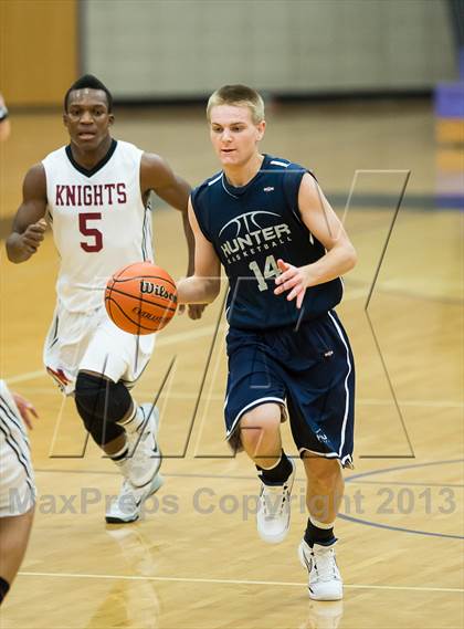 Thumbnail 2 in Hunter vs. Northridge (Riverton Holiday Tourney) photogallery.