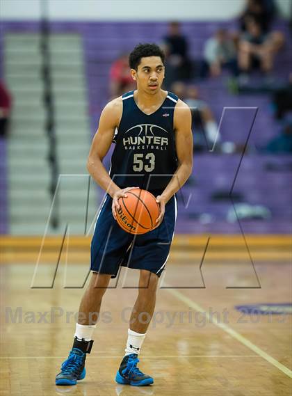 Thumbnail 2 in Hunter vs. Northridge (Riverton Holiday Tourney) photogallery.