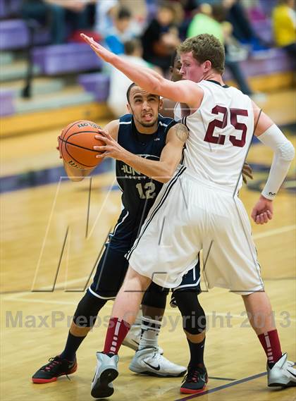 Thumbnail 2 in Hunter vs. Northridge (Riverton Holiday Tourney) photogallery.