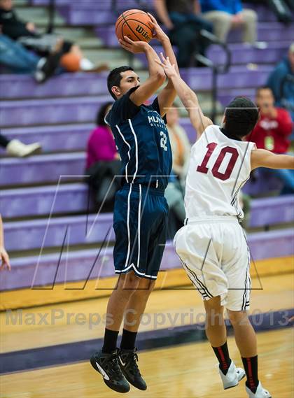 Thumbnail 3 in Hunter vs. Northridge (Riverton Holiday Tourney) photogallery.