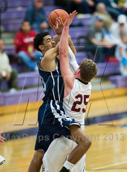 Thumbnail 3 in Hunter vs. Northridge (Riverton Holiday Tourney) photogallery.