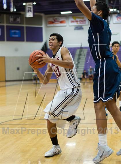 Thumbnail 3 in Hunter vs. Northridge (Riverton Holiday Tourney) photogallery.