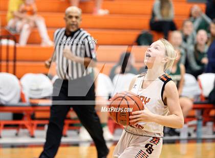 Thumbnail 2 in Grand Saline vs Harleton photogallery.