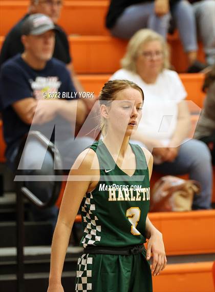 Thumbnail 2 in Grand Saline vs Harleton photogallery.