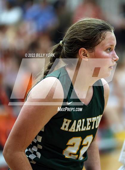 Thumbnail 1 in Grand Saline vs Harleton photogallery.
