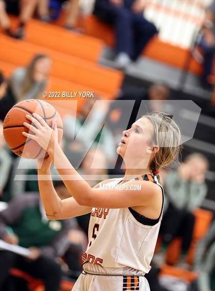Thumbnail 2 in Grand Saline vs Harleton photogallery.