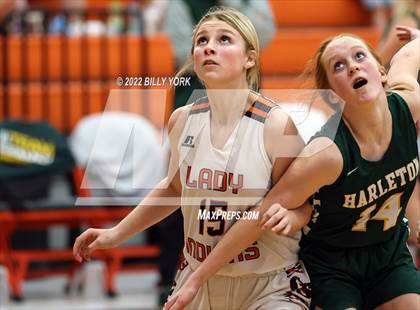 Thumbnail 1 in Grand Saline vs Harleton photogallery.