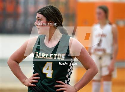 Thumbnail 2 in Grand Saline vs Harleton photogallery.