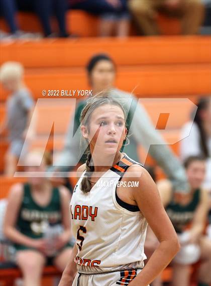 Thumbnail 3 in Grand Saline vs Harleton photogallery.