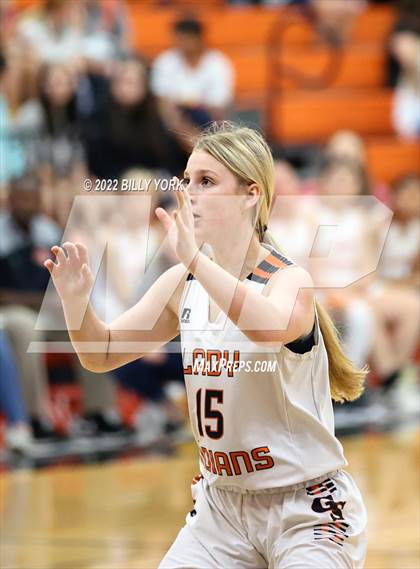 Thumbnail 3 in Grand Saline vs Harleton photogallery.