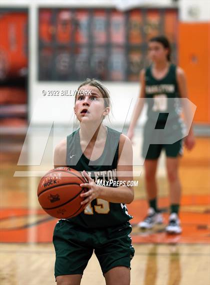 Thumbnail 2 in Grand Saline vs Harleton photogallery.