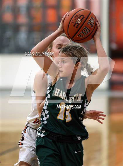 Thumbnail 1 in Grand Saline vs Harleton photogallery.