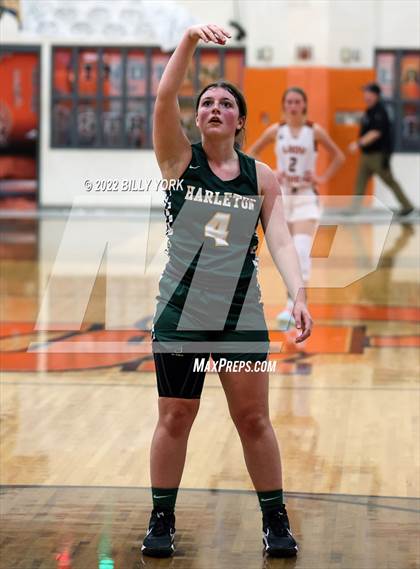 Thumbnail 3 in Grand Saline vs Harleton photogallery.