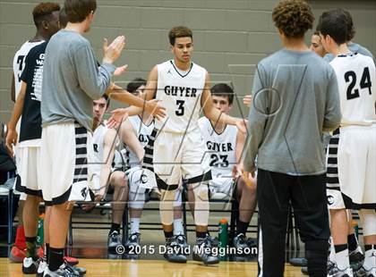Thumbnail 2 in Cedar Hill vs. Guyer (UIL 6A Area Playoff) photogallery.