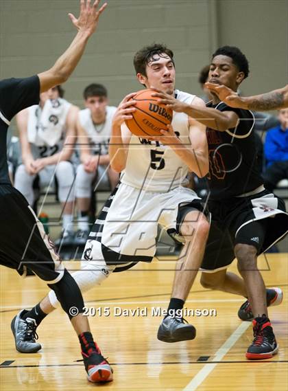 Thumbnail 3 in Cedar Hill vs. Guyer (UIL 6A Area Playoff) photogallery.