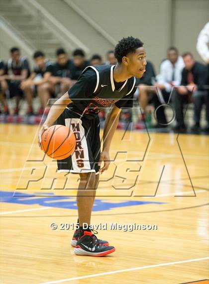 Thumbnail 1 in Cedar Hill vs. Guyer (UIL 6A Area Playoff) photogallery.