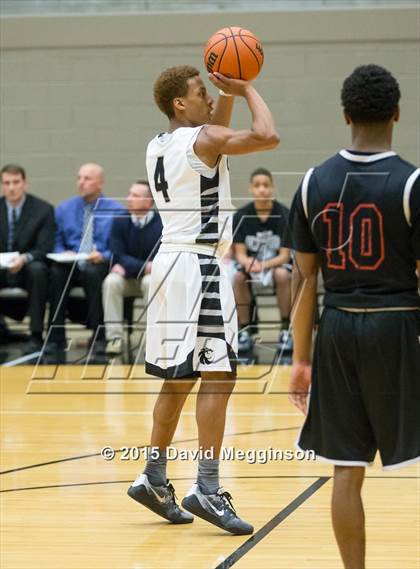 Thumbnail 2 in Cedar Hill vs. Guyer (UIL 6A Area Playoff) photogallery.