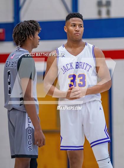 Thumbnail 2 in Jack Britt vs. Berean Baptist Academy photogallery.