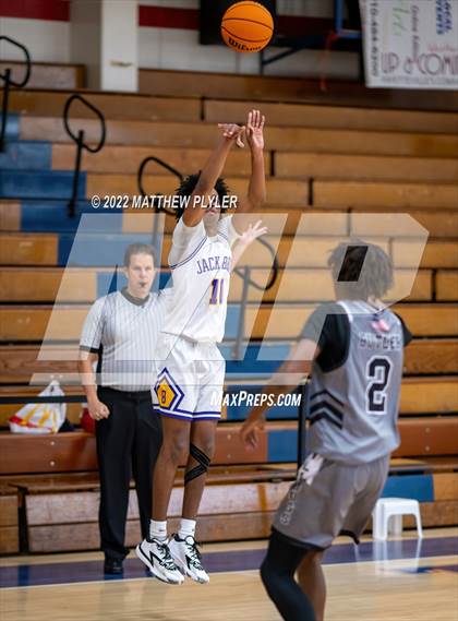 Thumbnail 1 in Jack Britt vs. Berean Baptist Academy photogallery.