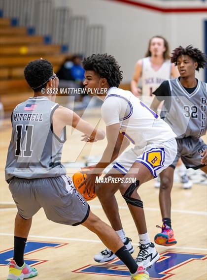 Thumbnail 2 in Jack Britt vs. Berean Baptist Academy photogallery.