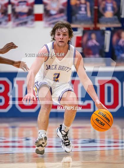 Thumbnail 3 in Jack Britt vs. Berean Baptist Academy photogallery.