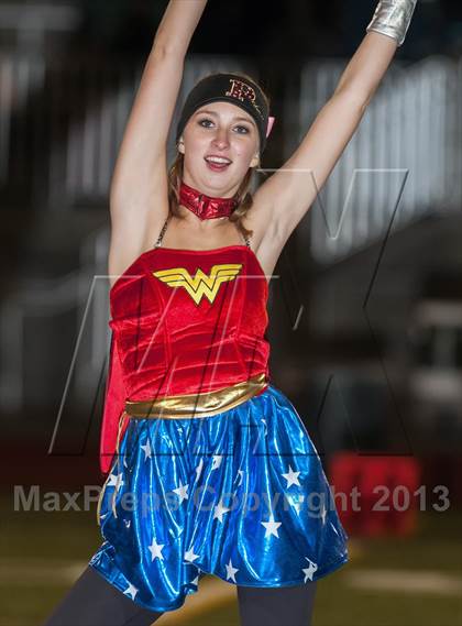 Thumbnail 1 in Falcon @ Ponderosa photogallery.