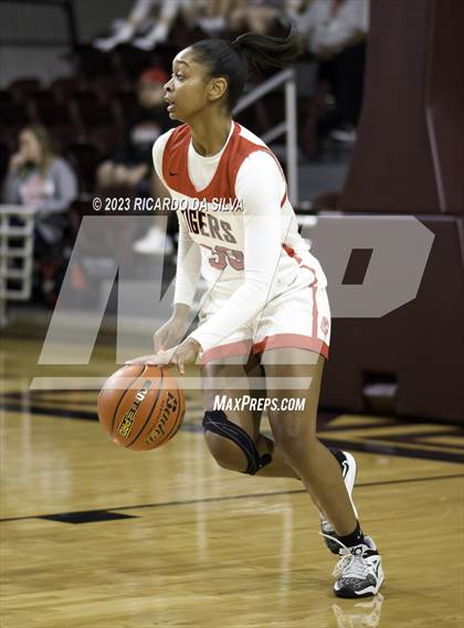 Thumbnail 1 in Katy vs Pearland (UIL 6A Region 3 & 4 Semifinal) photogallery.
