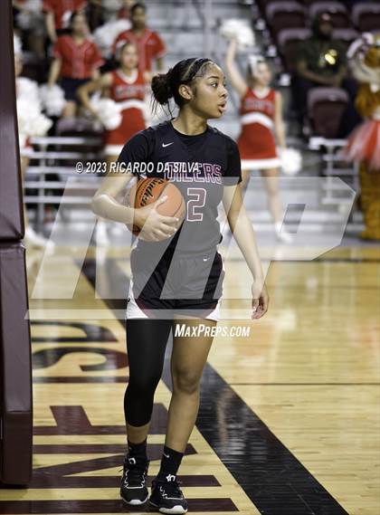 Thumbnail 2 in Katy vs Pearland (UIL 6A Region 3 & 4 Semifinal) photogallery.