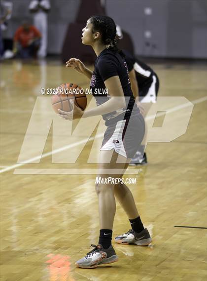 Thumbnail 1 in Katy vs Pearland (UIL 6A Region 3 & 4 Semifinal) photogallery.