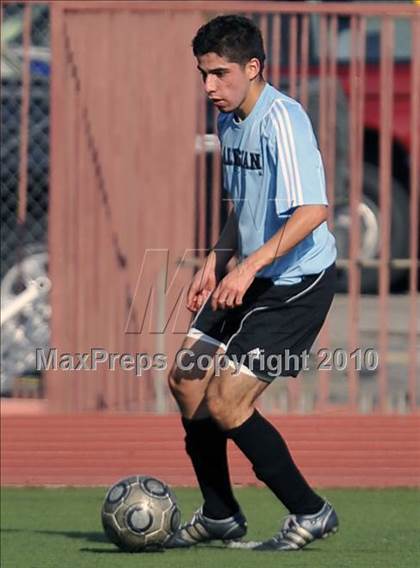 Thumbnail 2 in Salesian @ La Canada (CIF SS D5 Playoffs) photogallery.